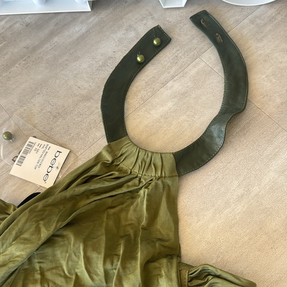 NWT Bebe Chartreuse/Olive Green Halter Blouse - Picture 2 of 8